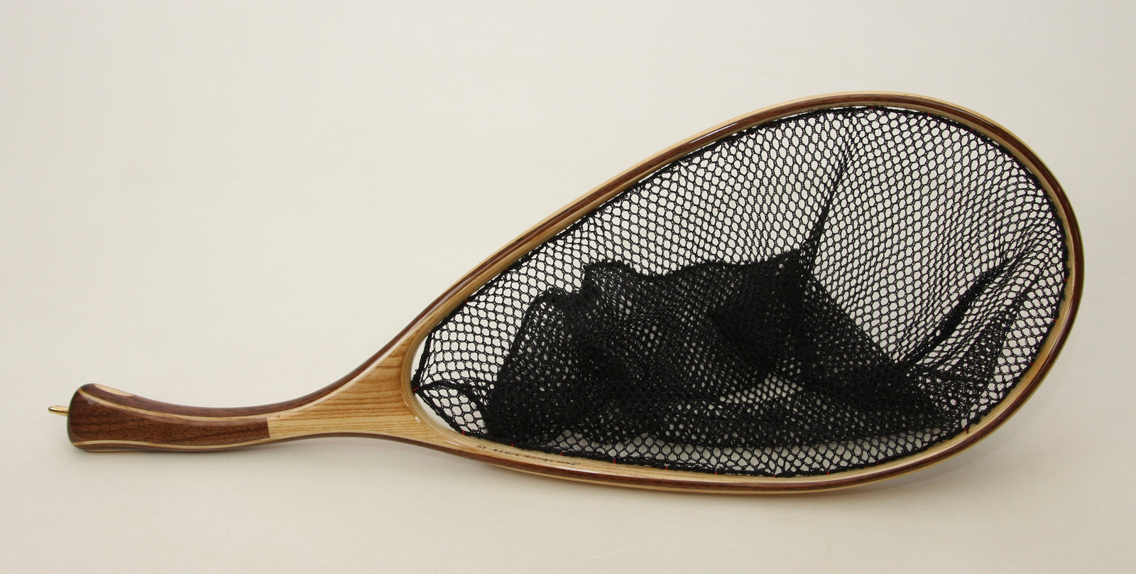 Medium net in Ash and Walnut with the The GB Special Hoop