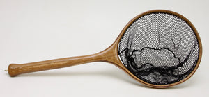 Small landing net with round hoop in light brown wood.