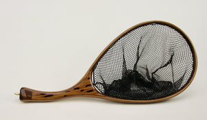 Medium sized landing net in White oak and walnut.